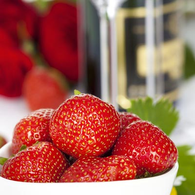 Fragrance: Champagne Strawberries